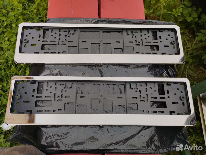 Рамка номерного знака