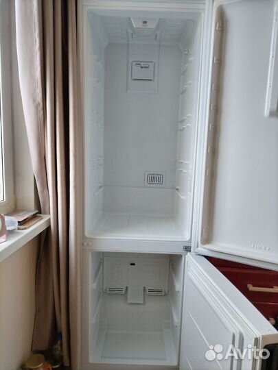 Холодильник hotpoint ariston бу