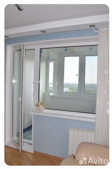 Двери балконные под ключ