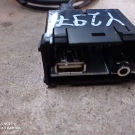 USB порт + AUX для Subaru Outback lV