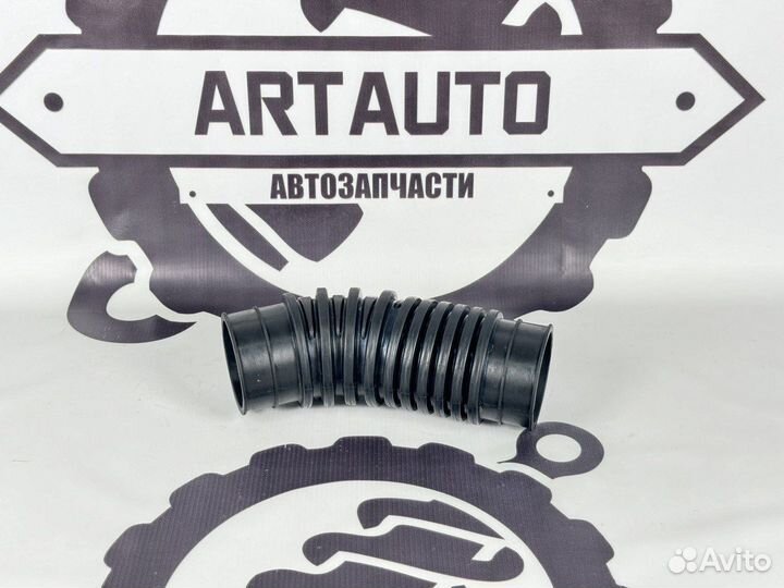 Патрубок воздушный 17881-54340 Hilux, LN108, LN112