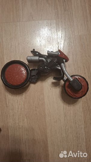 Фигурка Человек-Паук на мотоцикле