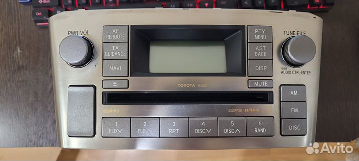 Штатная магнитола авенсис 2008