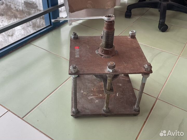 Пресс механический винтовой