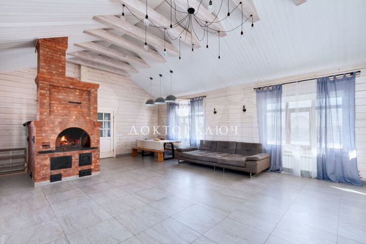 Коттедж 359,7 м² на участке 35 сот.