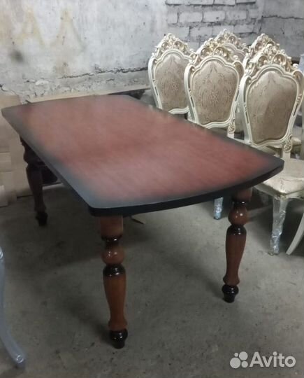 Стол обеденный Акава