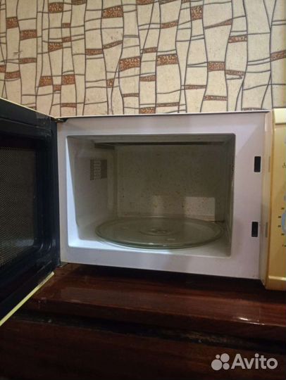 Elenberg + Binatone + Vitek не включается