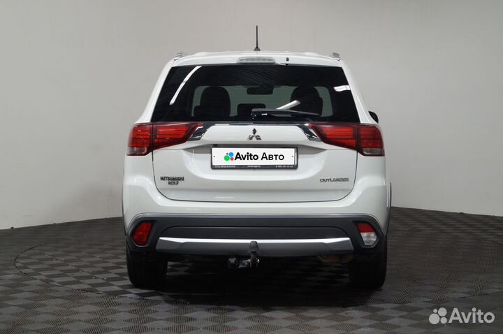 Mitsubishi Outlander 2.0 CVT, 2016, 126 000 км