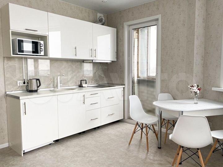 1-к. квартира, 42 м², 18/23 эт.