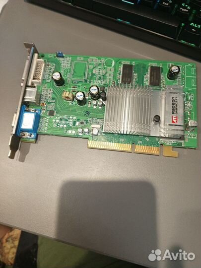 Видеокарта ATI Radeon 9600