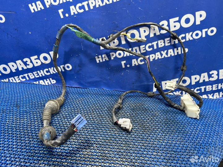 Проводка двери Toyota Sprinter седан 1994