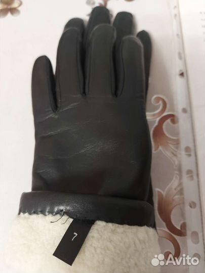 Перчатки женские кожаные новые 7