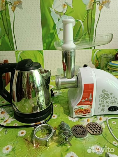 Мясорубка электрическая