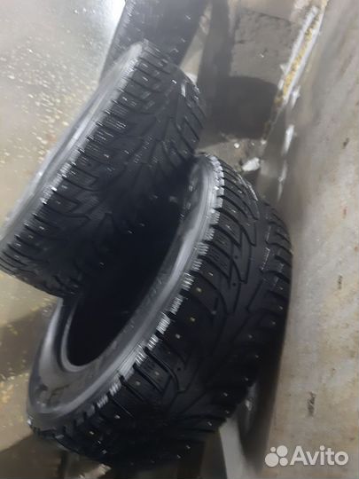 Hankook Winter I'Pike 215/65 R16