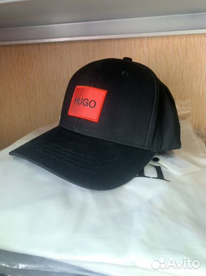 Бейсболка hugo