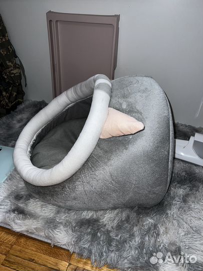 Лежак-домик для кошек