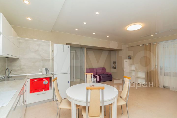 3-к. квартира, 83,3 м², 1/3 эт.