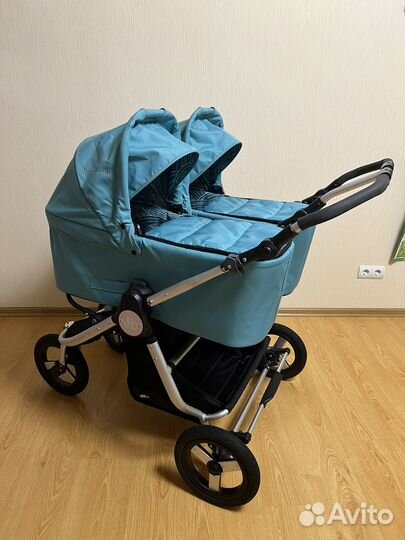 Коляска для двойни погодок bumbleride indie twin