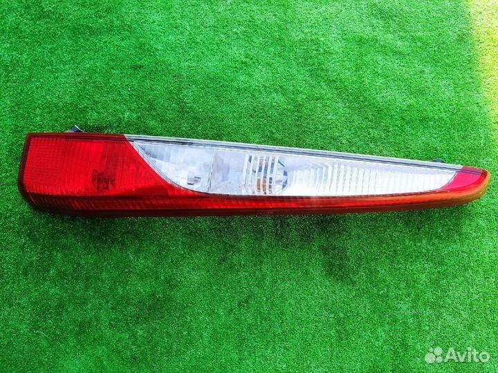 Фонарь Mitsubishi Lancer Cedia/Lancer 9 Wagon