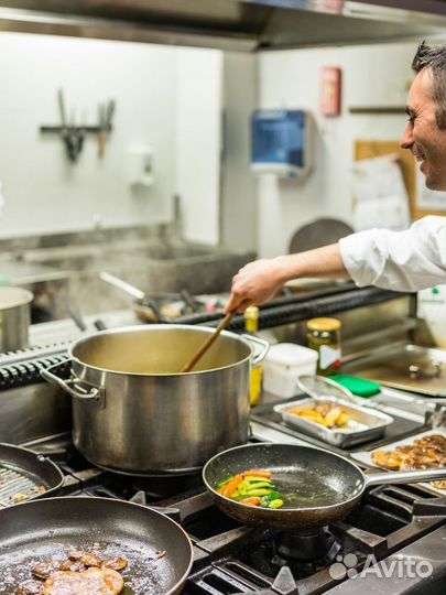 Повар горячего цеха