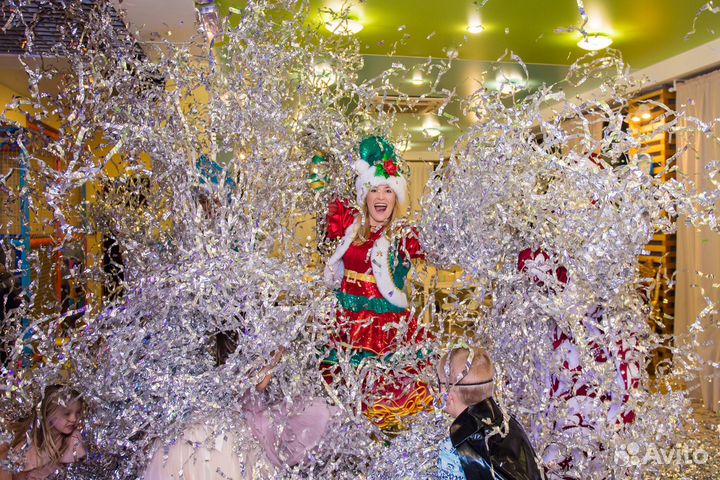 Бумажное и серебряное шоу