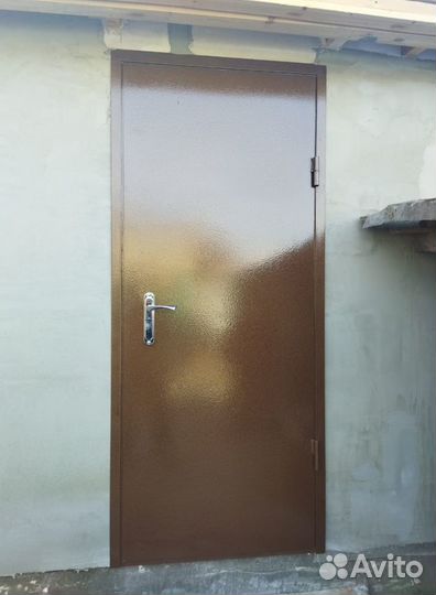 Двери входные металлические