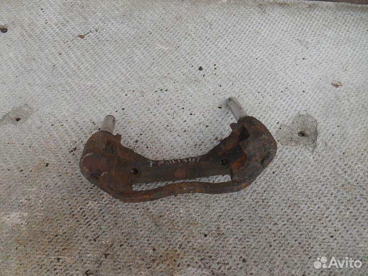 Скоба переднего суппорта Ford Transit Форд Транзит