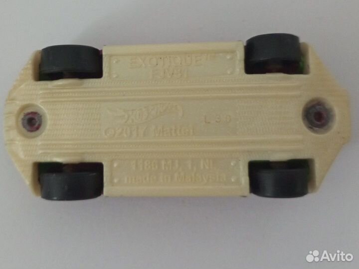 Hot Wheels машинка