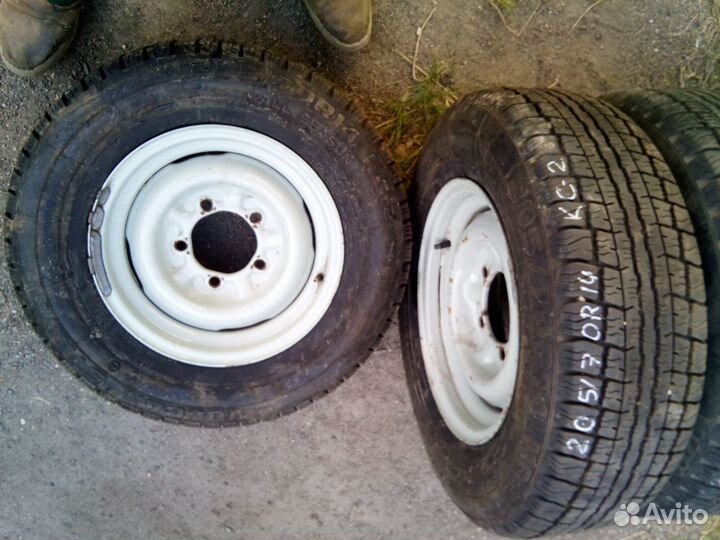 Vulcan Start 205/70 R14