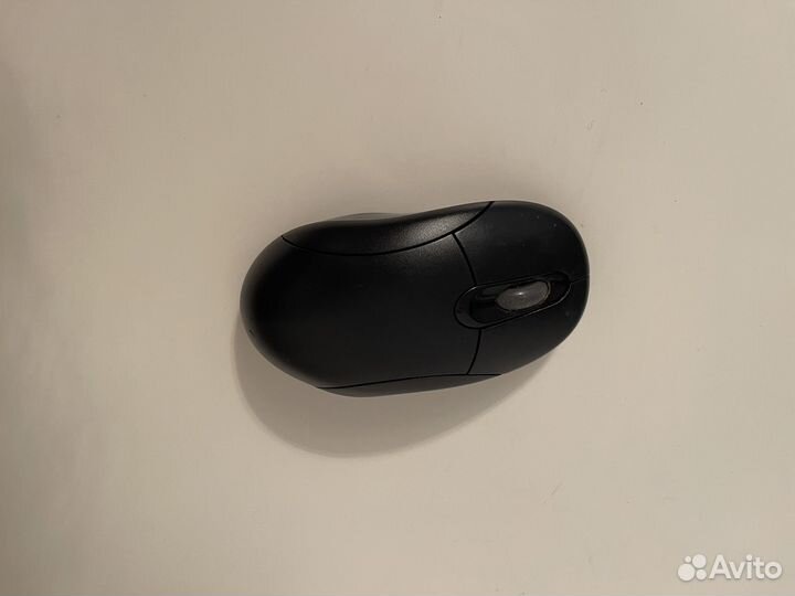 Беспроводная клавиатура и мышка