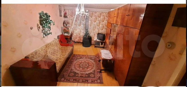 2-к. квартира, 43 м², 3/3 эт.