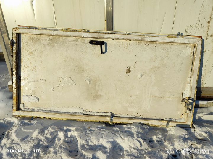 Металлическая дверь бу