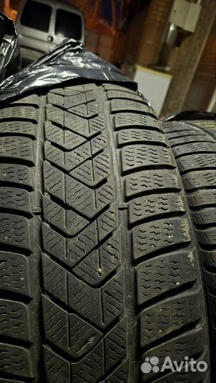 Pirelli Winter Sottozero 3 245/50 R19 105V