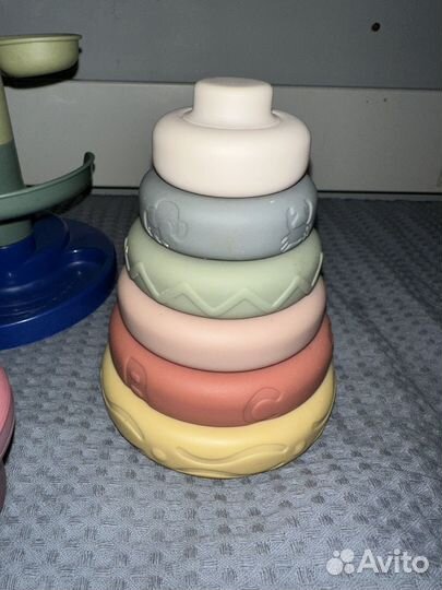 Развивающие игрушки пакетом