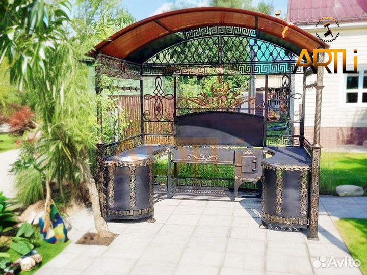 Кованый Мангал с крышей и печкой 