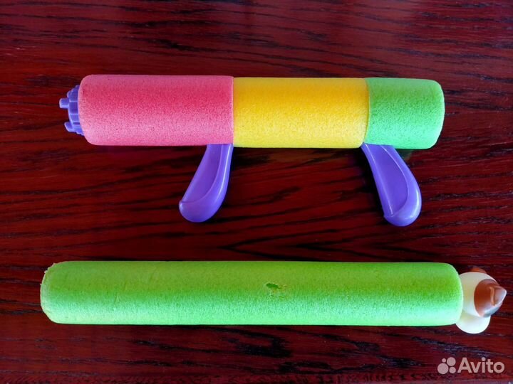 Детский водяной пистолет