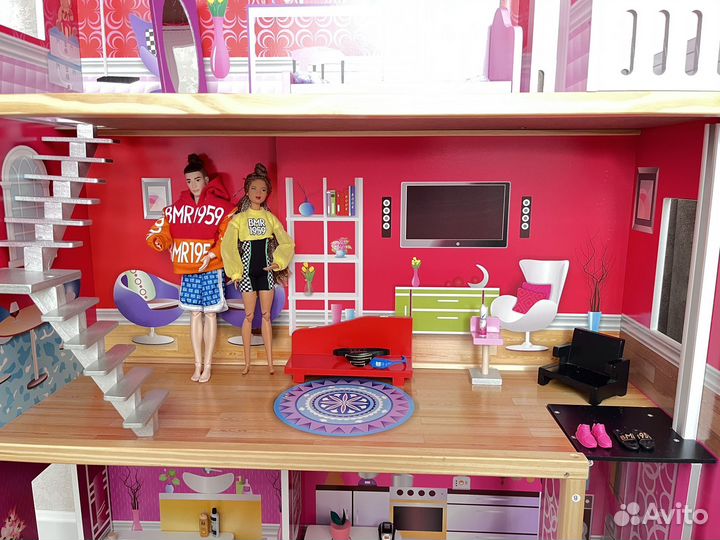 Домик кукольный