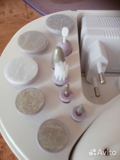 Маникюрный и педикюрный набор