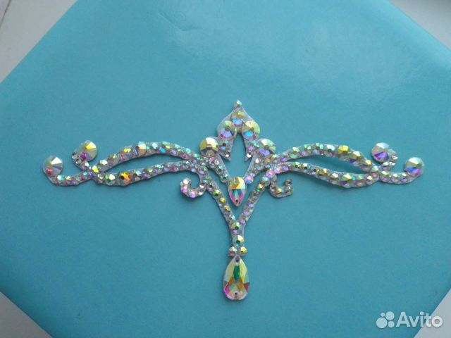 Украшение корона на кичку на пучок для гимнастики