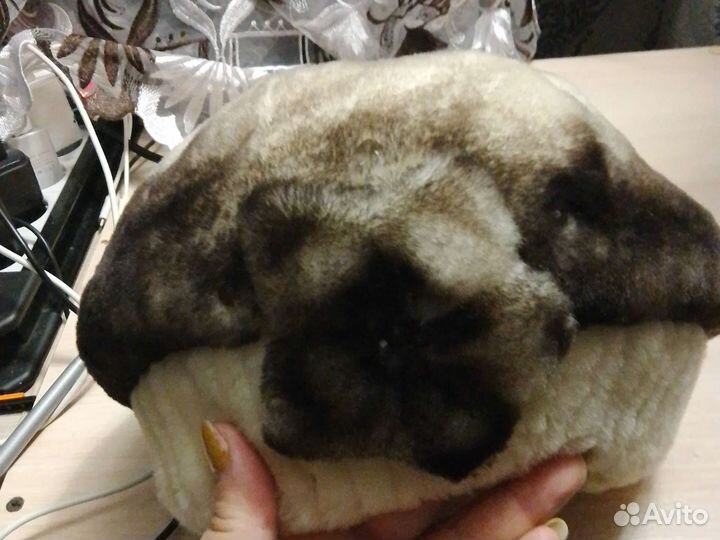 Шапка женская мутоновая