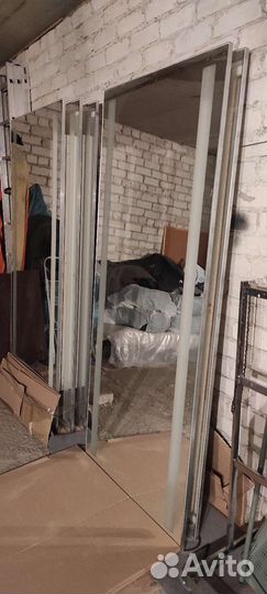 Стойки-вешало-столы-зеркала