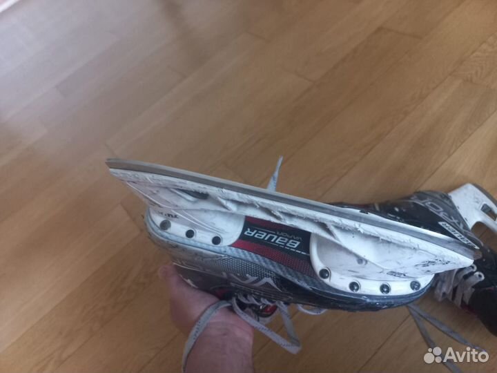 Хоккейные коньки bauer vapor X3.7