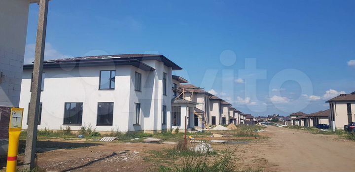 Дом 350 м² на участке 10 сот.