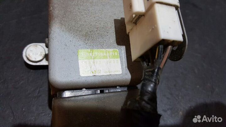 Блок управления топливным насосом Subaru Impreza