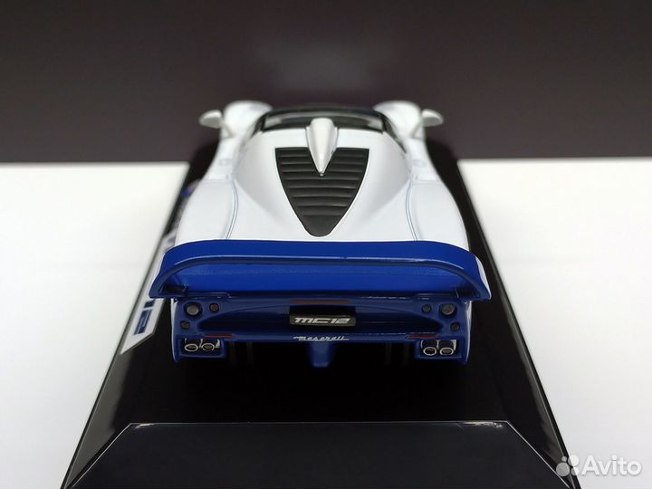 1:43 Maserati MC12