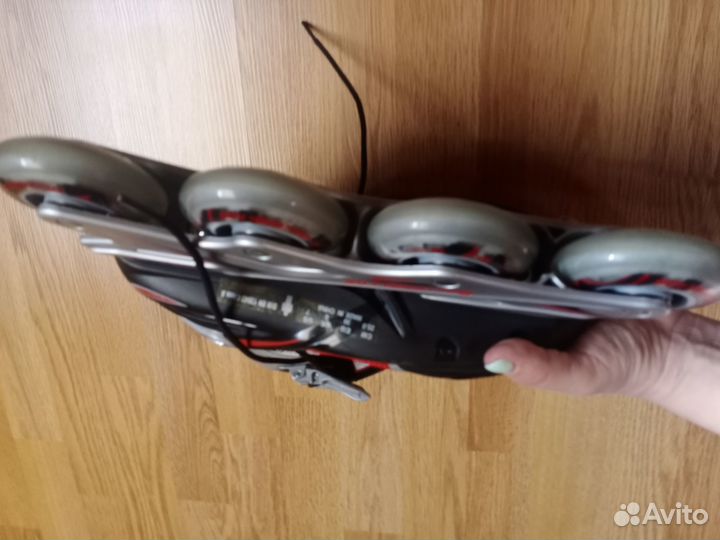 Продам ролики Rollerblade 39 размер мужские