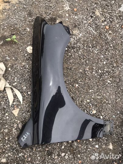 Крыло правое до рестайлинг Туарег 1