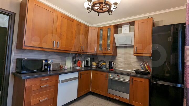 4-к. квартира, 101 м², 11/25 эт.