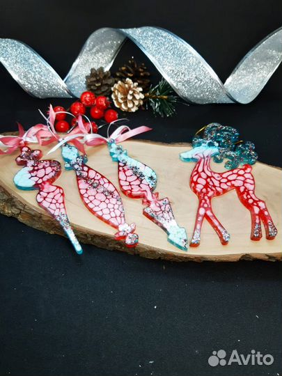 Новогодние игрушки из эпоксидной смолы