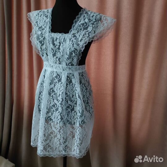 Белый школьный фартук